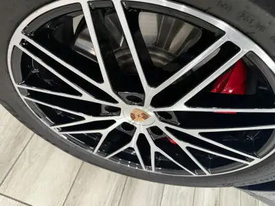 Porsche Cayenne 2025 · foto 17