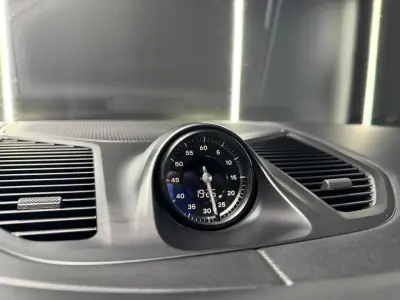 Porsche Cayenne 2025 · foto 15