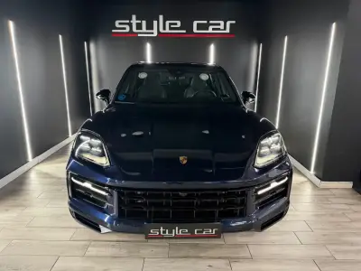 Porsche Cayenne 2025 · foto 2