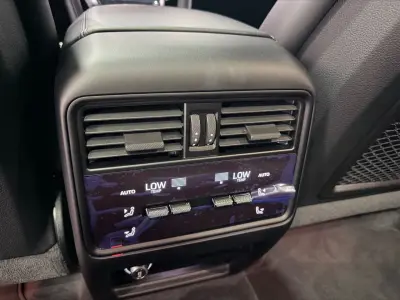 Porsche Cayenne 2025 · foto 9