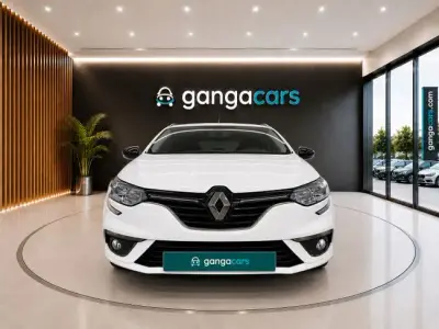 Renault Megane 2019 · foto 3