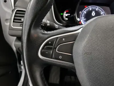 Renault Megane 2019 · foto 9
