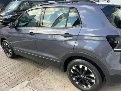 Volkswagen T-Cross 2023 · foto 4