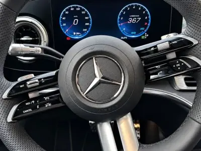 Mercedes-Benz GLC 2026 · foto 11