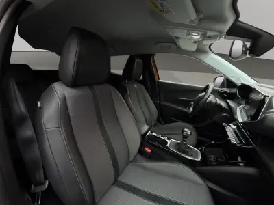 Peugeot 2008 2021 · foto 16