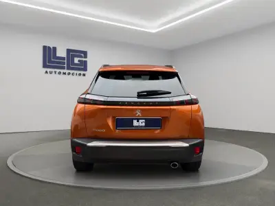 Peugeot 2008 2021 · foto 5