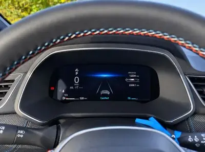 Renault Captur 2025 · foto 16