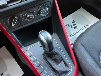 Volkswagen Polo GTI 2020 · foto 15