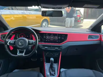 Volkswagen Polo GTI 2020 · foto 3