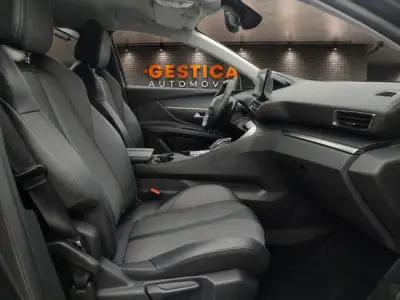 Peugeot 3008 2022 · foto 9