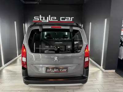 Peugeot Rifter 2022 · foto 3