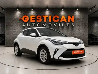 Toyota C-HR 2021 · foto 4
