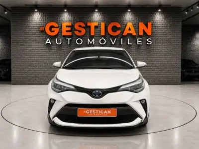 Toyota C-HR 2021 · foto 3
