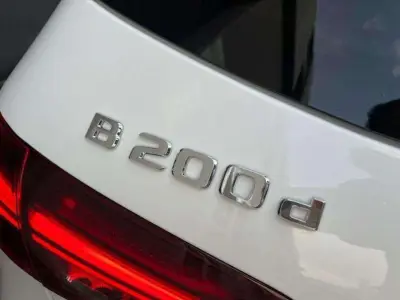 Mercedes-Benz Clase B 2023 · foto 8