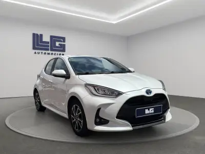 Toyota Yaris 2022 · foto 3
