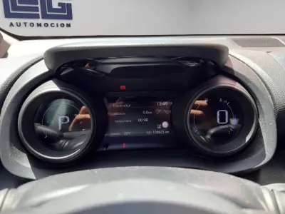Toyota Yaris 2022 · foto 12