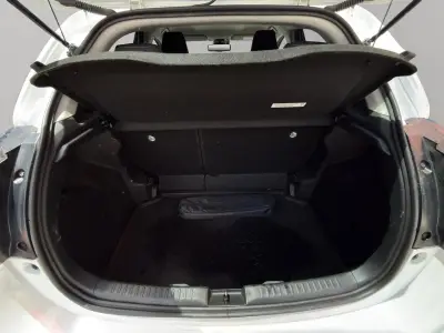 Toyota Yaris 2022 · foto 17