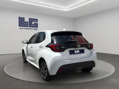 Toyota Yaris 2022 · foto 9