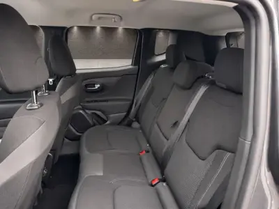 Jeep Renegade 2022 · foto 12