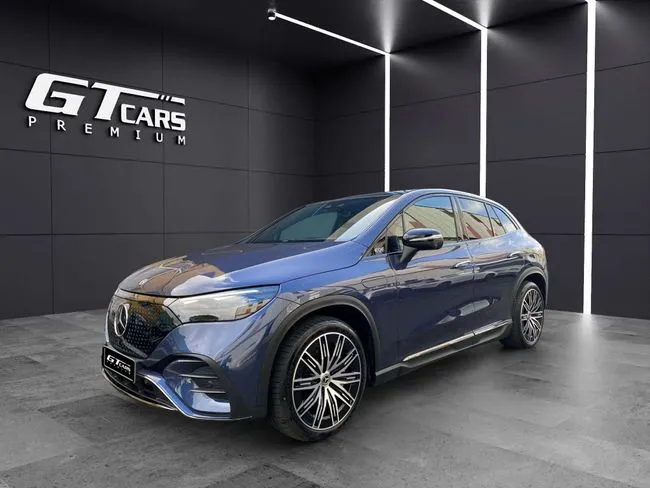Mercedes-Benz EQE SUV 2025 en 2 islas · CEC