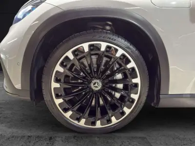 Mercedes-Benz EQE SUV 2023 · foto 6