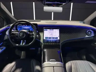 Mercedes-Benz EQE SUV 2023 · foto 9
