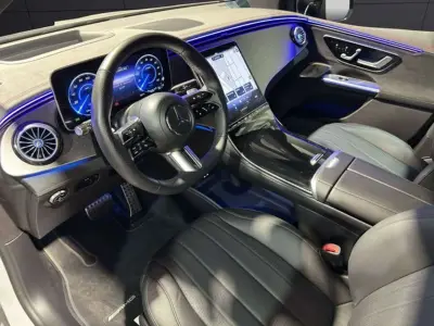 Mercedes-Benz EQE SUV 2023 · foto 8