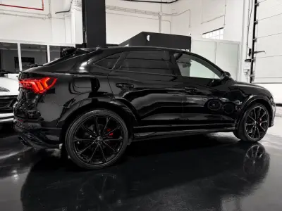 Audi RS Q3 Sportback 2021 · foto 3