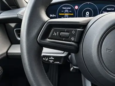 Porsche Taycan 2023 · foto 12