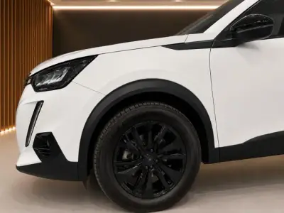 Peugeot 2008 2022 · foto 5