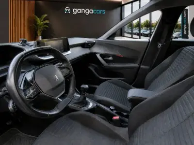 Peugeot 2008 2022 · foto 6