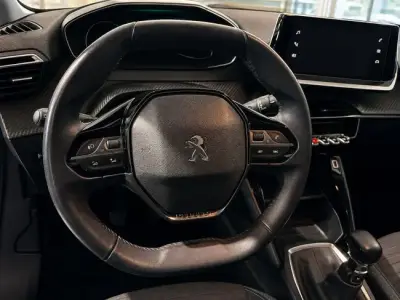 Peugeot 2008 2022 · foto 8