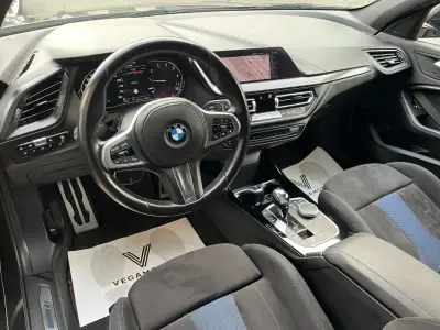 BMW Serie 1 2021 · foto 16