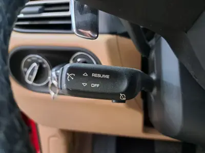 Porsche Macan 2021 · foto 18