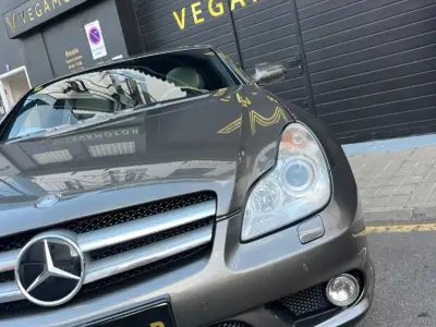 Mercedes-Benz CLS 2008 · foto 4