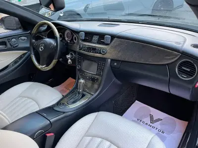 Mercedes-Benz CLS 2008 · foto 13