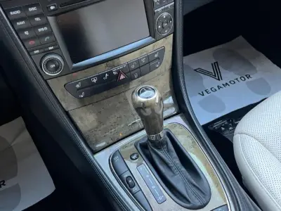 Mercedes-Benz CLS 2008 · foto 15