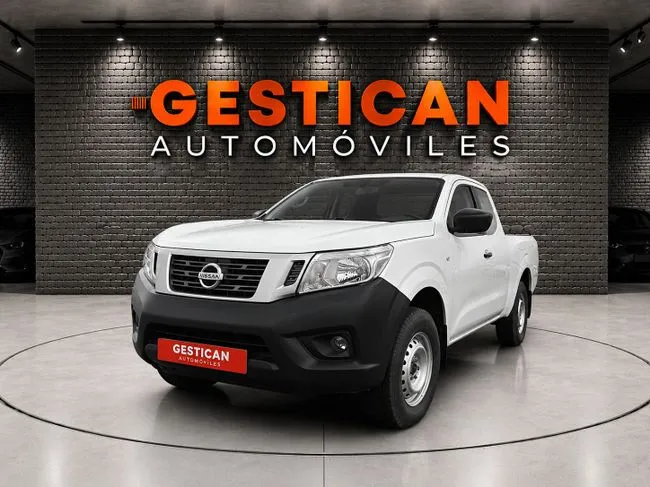 Nissan Navara (Frontier) 2018 en 4 islas · CEC