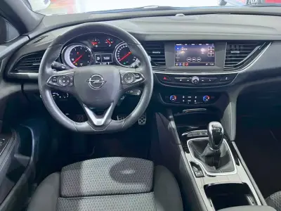 Opel Insignia 2021 · foto 14