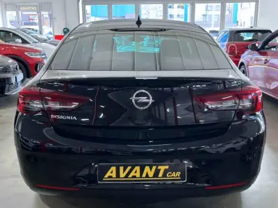Opel Insignia 2021 · foto 7