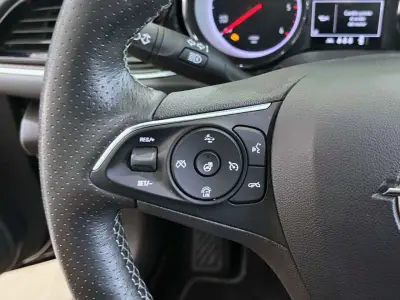 Opel Insignia 2021 · foto 16