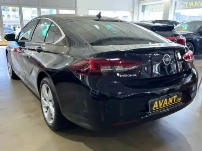 Opel Insignia 2021 · foto 10