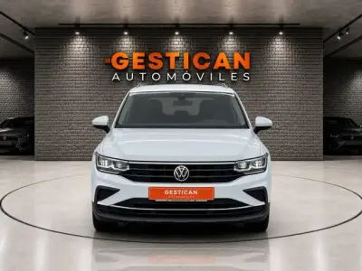 Volkswagen Tiguan 2024 · foto 3
