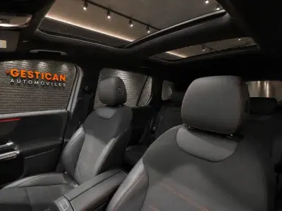 Mercedes-Benz EQB 2022 · foto 10