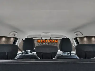 Renault Megane 2024 · foto 11