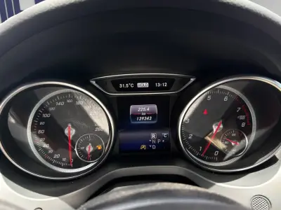 Mercedes-Benz GLA 2020 · foto 9