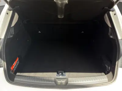 Mercedes-Benz GLA 2020 · foto 16