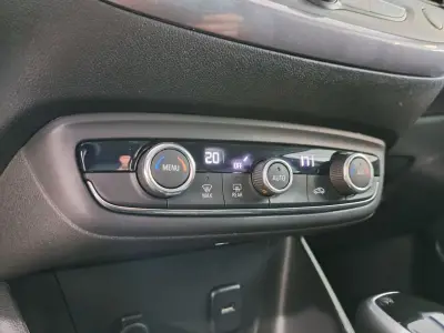 Opel Crossland X 2018 · foto 19