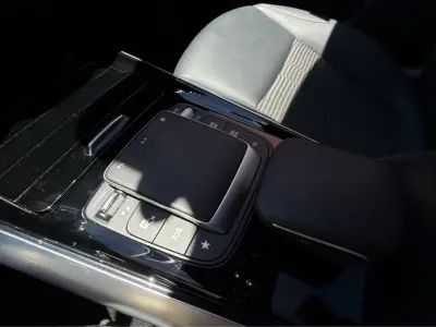 Mercedes-Benz GLA 2022 · foto 13