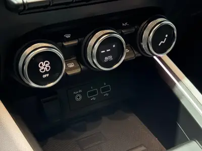 Renault Clio 2023 · foto 10